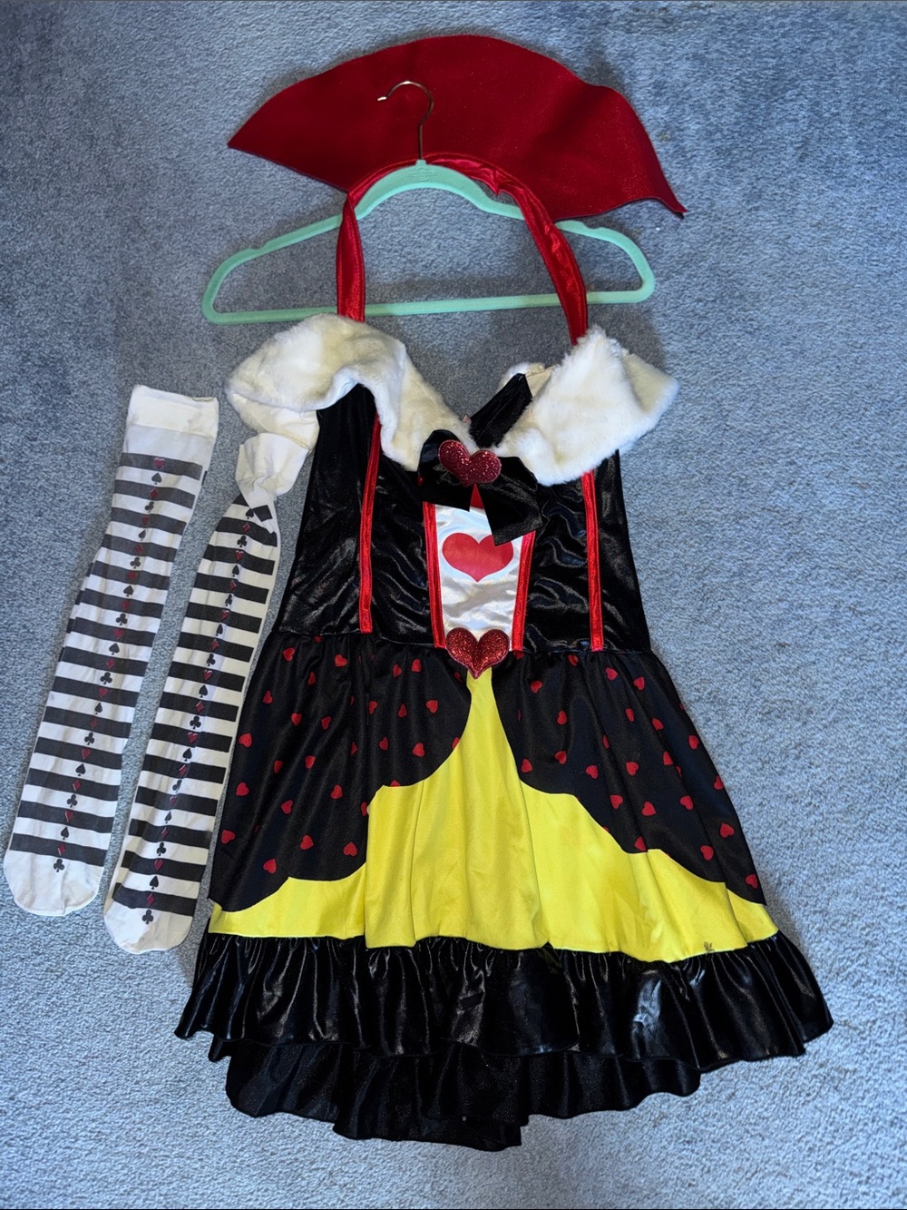 Leg Avenue Queen of Hearts Costume